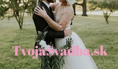 Kruhová kytica pre nevestu i družičky: Nový trend, ktorý ťa dostane - TvojaSvadba.sk